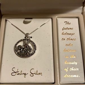 Sterling silver inspirational star necklace